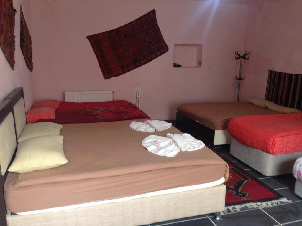 Crazy Horse Pension Ürgüp Ngoại thất bức ảnh